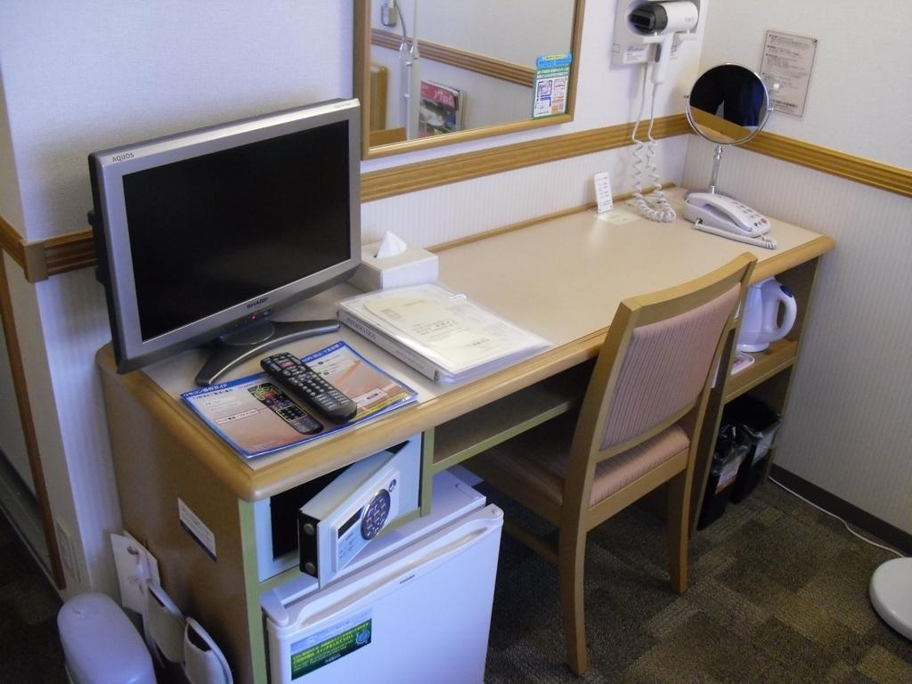 Toyoko Shinagawa Konan-guchi Tennozu Isle Tóquio
